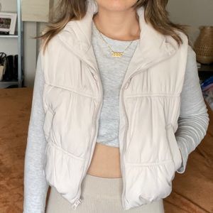 H&M cropped puffer vest